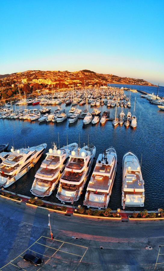 Da Mariella Case Vacanza - Bilocale Sunset Vista Mare Sanremo Exterior photo